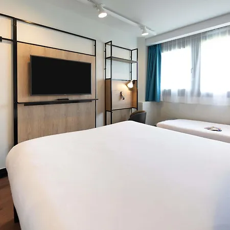 Hotel Ibis Gare De Lyon Diderot 3*