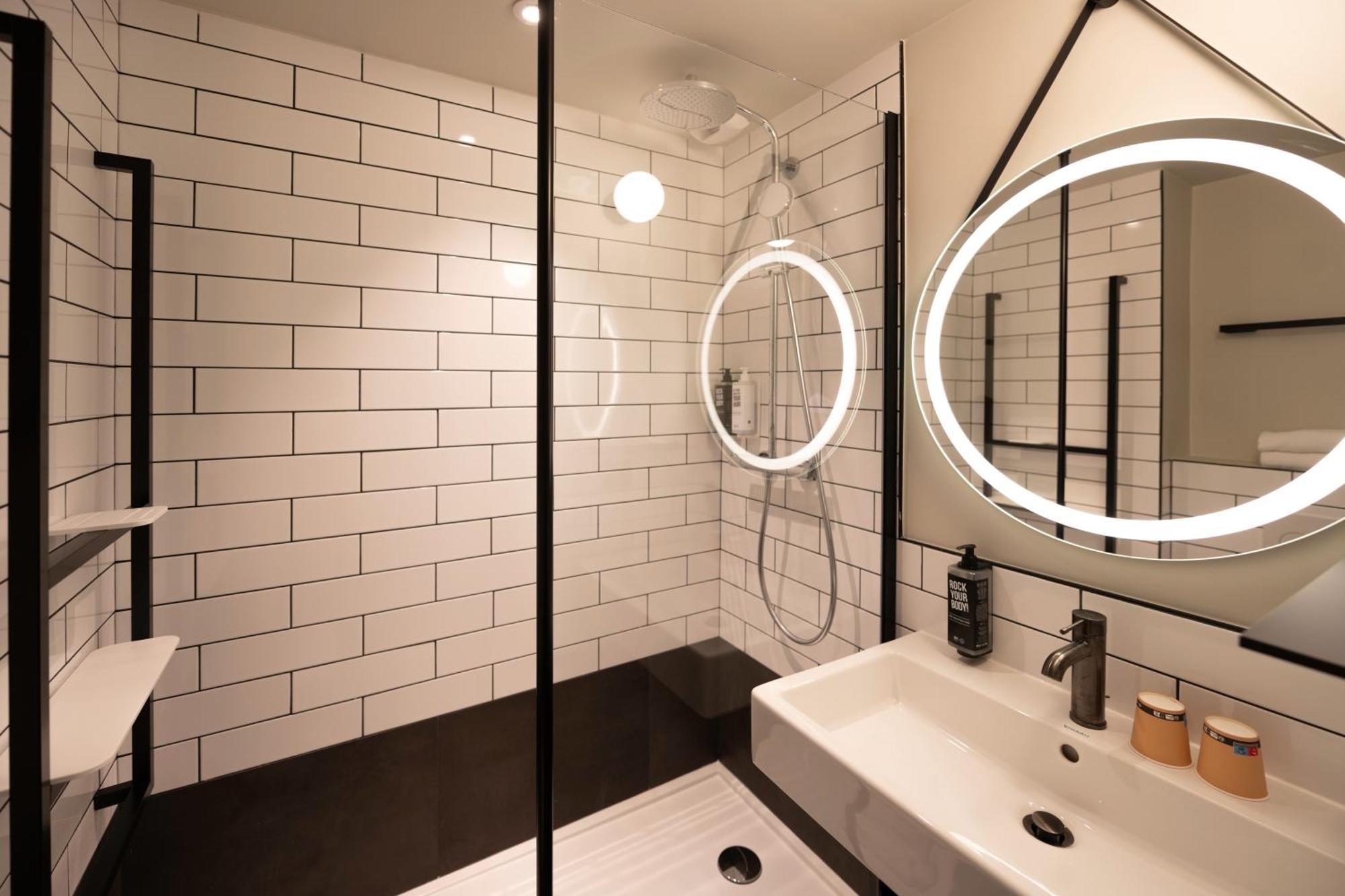 Hotel Ibis Gare De Lyon Diderot Parigi